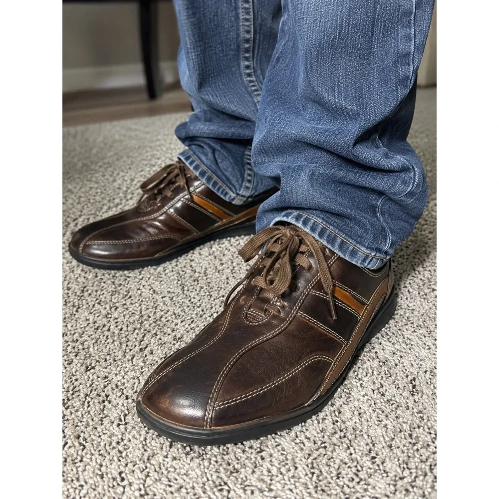 Clarks Men 10.5 M Brown Leather Walking Shoes 78133 Y2K Era 2007